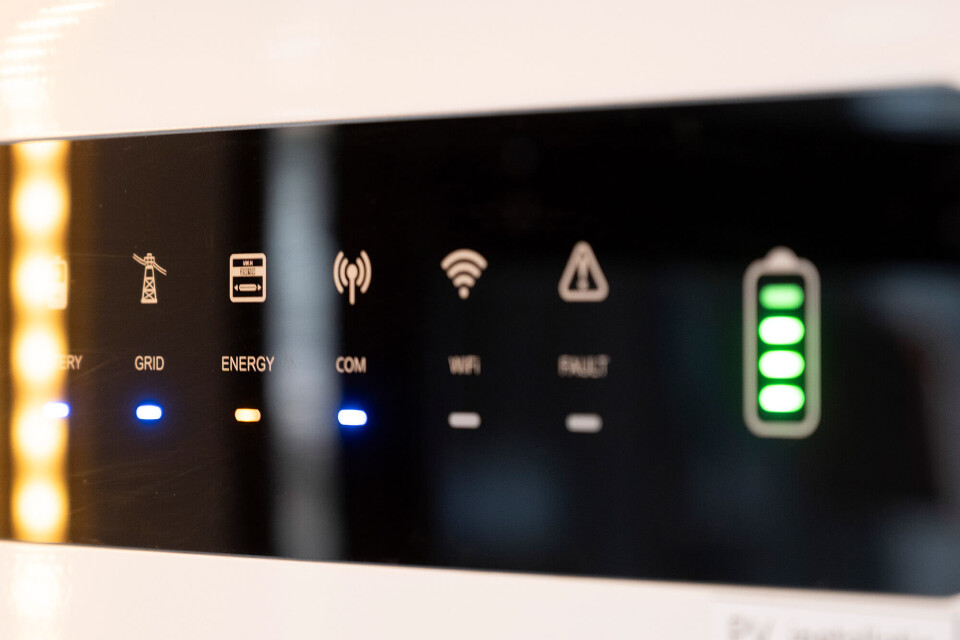 Install Keur batterij woerden zakelijk opslag systeem